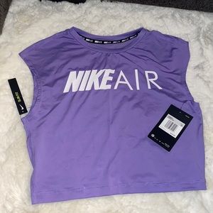 Nike top